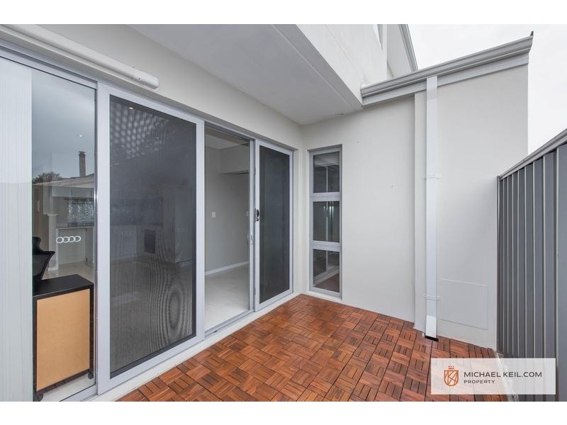 3/12 Smiths Avenue, Redcliffe WA 6104