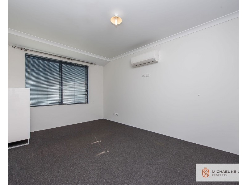 12 Tristram Lane, Wattle Grove WA 6107