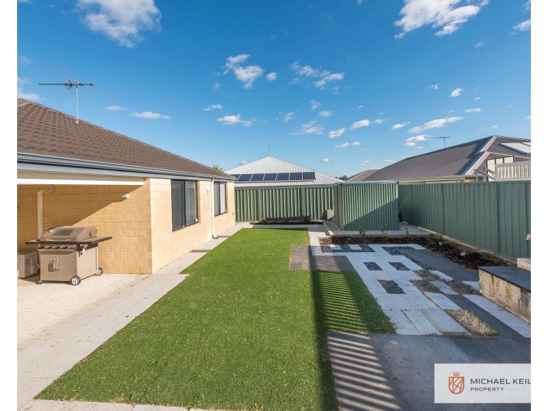 12 Tristram Lane, Wattle Grove WA 6107