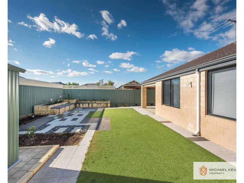 12 Tristram Lane, Wattle Grove WA 6107