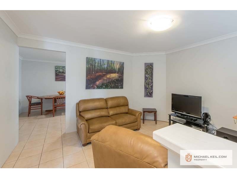 45a Centre Street, Queens Park WA 6107