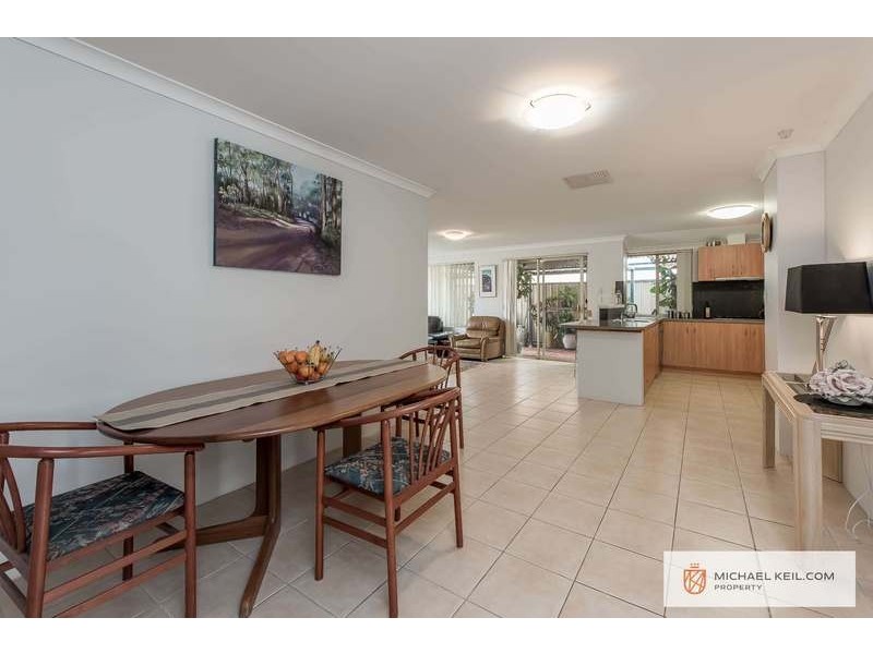 45a Centre Street, Queens Park WA 6107