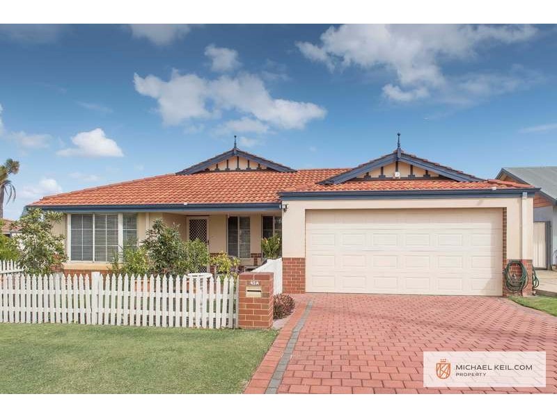 45a Centre Street, Queens Park WA 6107