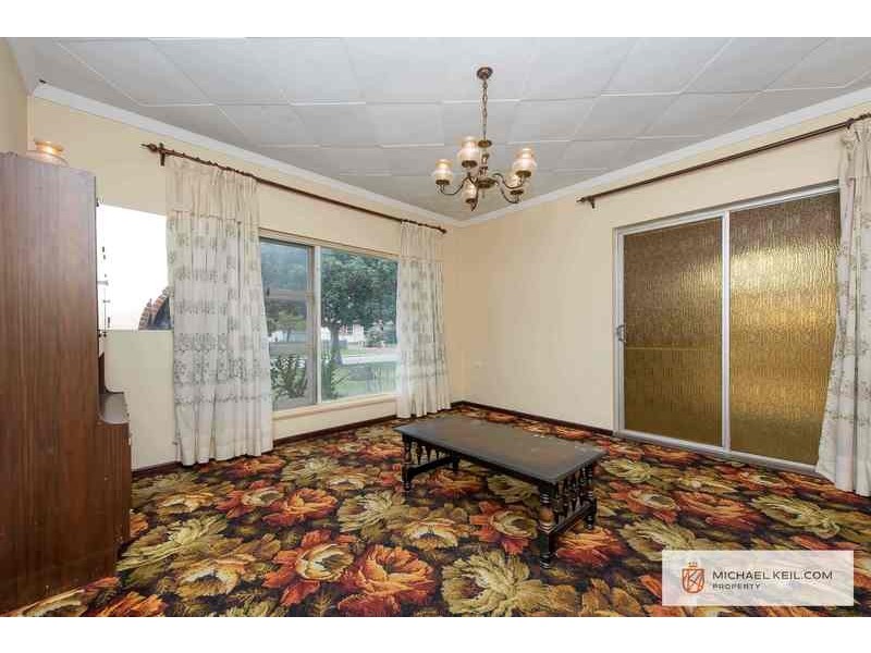 242 Acton Avenue, Kewdale WA 6105