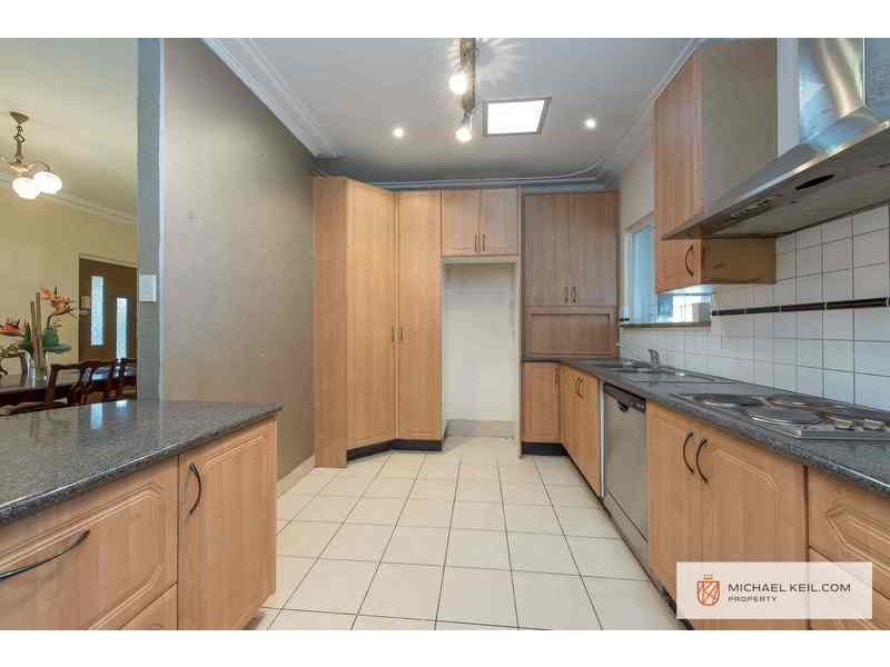 242 Acton Avenue, Kewdale WA 6105