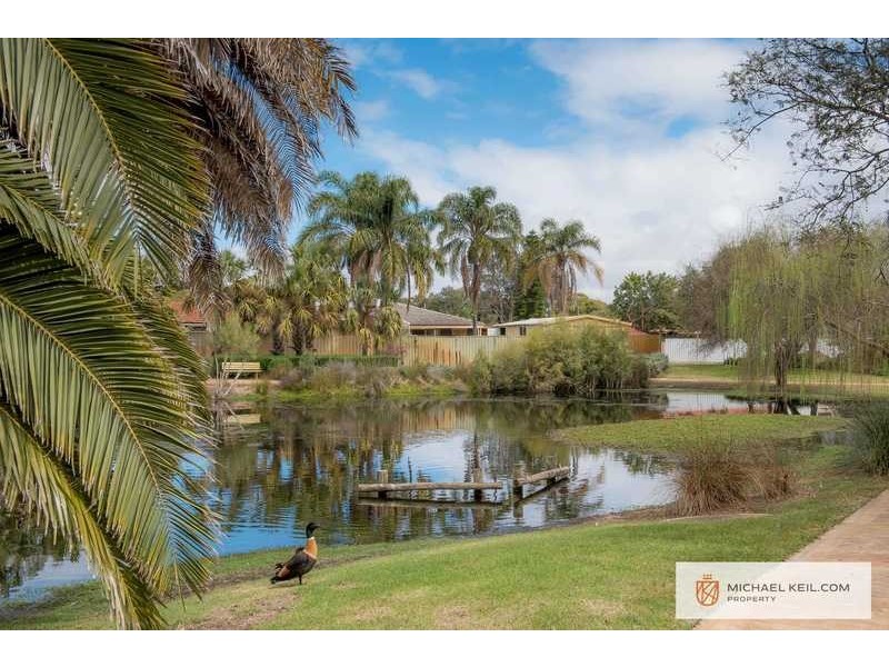 75 Moreing Street, Redcliffe WA 6104