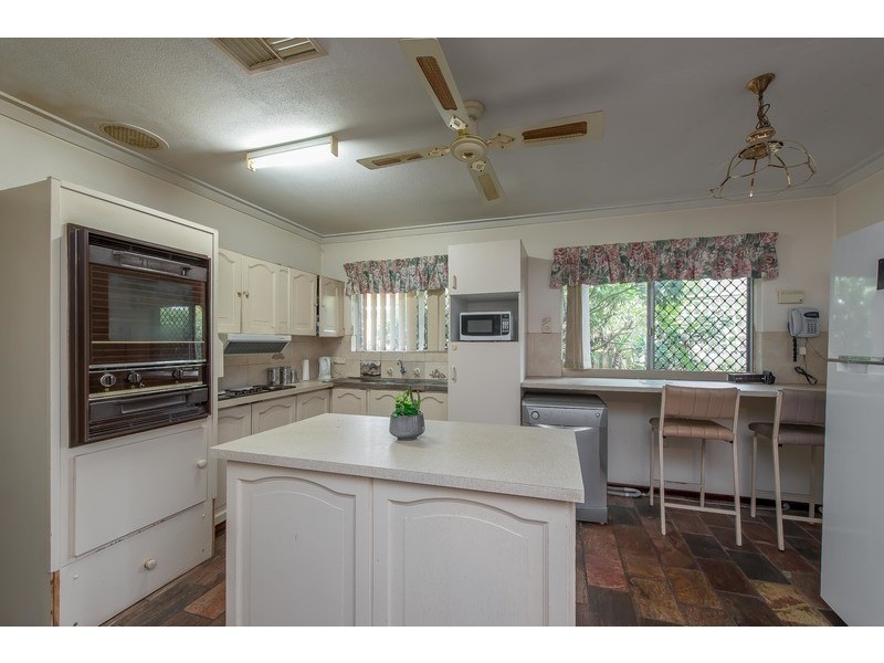 75 Moreing Street, Redcliffe WA 6104
