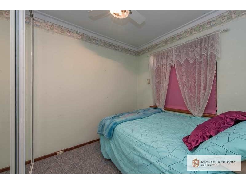 75 Moreing Street, Redcliffe WA 6104