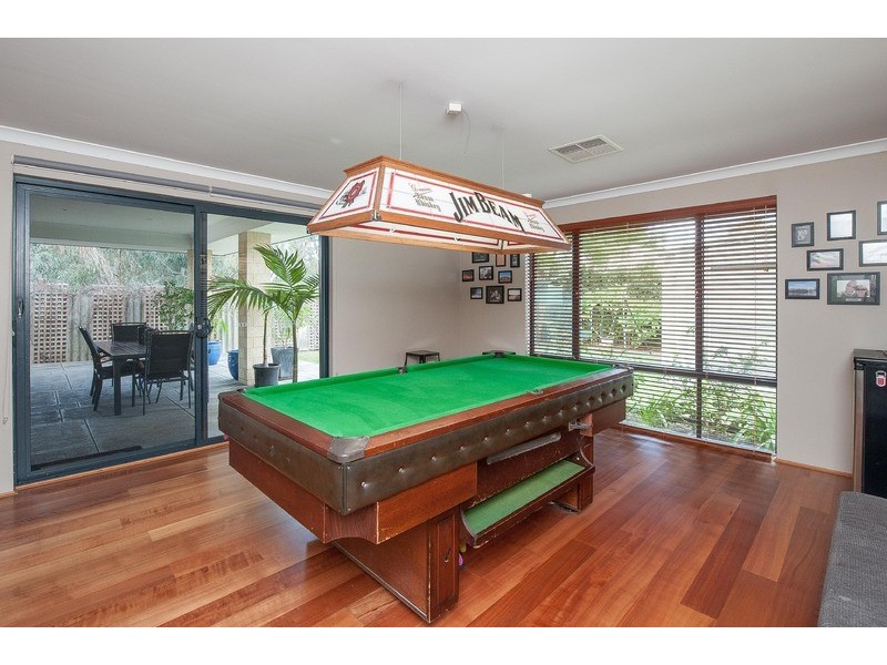 6 Goodall Street, Cloverdale WA 6105