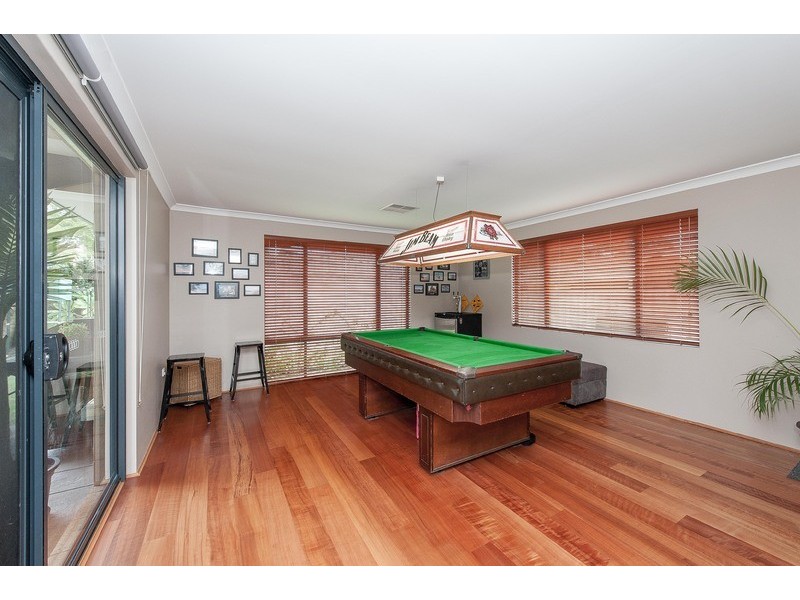 6 Goodall Street, Cloverdale WA 6105