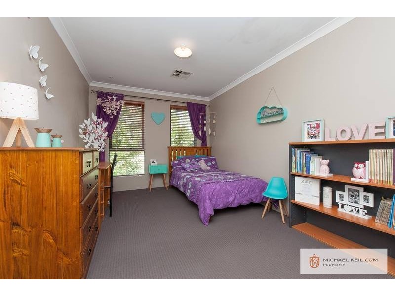 6 Goodall Street, Cloverdale WA 6105