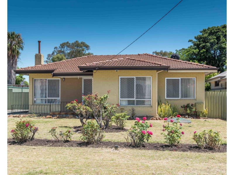 148 Williamson Avenue, Cloverdale WA 6105