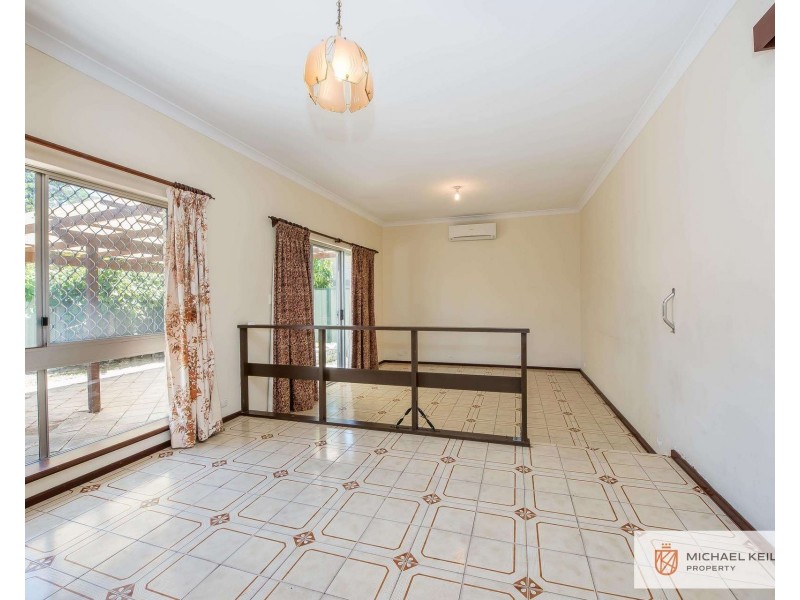 148 Williamson Avenue, Cloverdale WA 6105