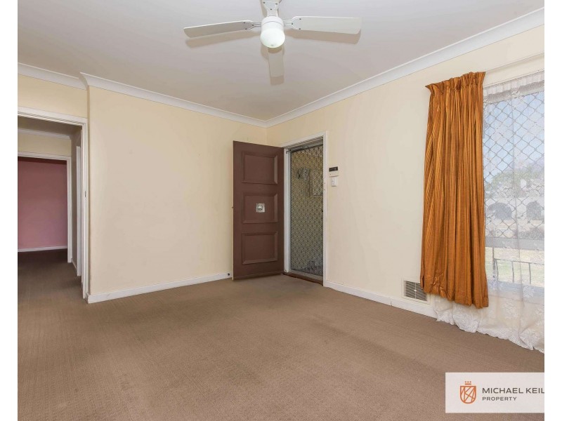 148 Williamson Avenue, Cloverdale WA 6105