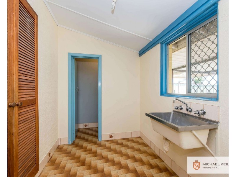 148 Williamson Avenue, Cloverdale WA 6105