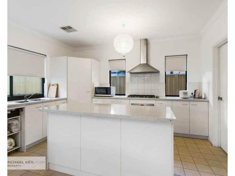 33 Peace Loop, Kewdale WA 6105