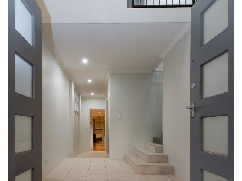 42a Ellam Street, St James WA 6102