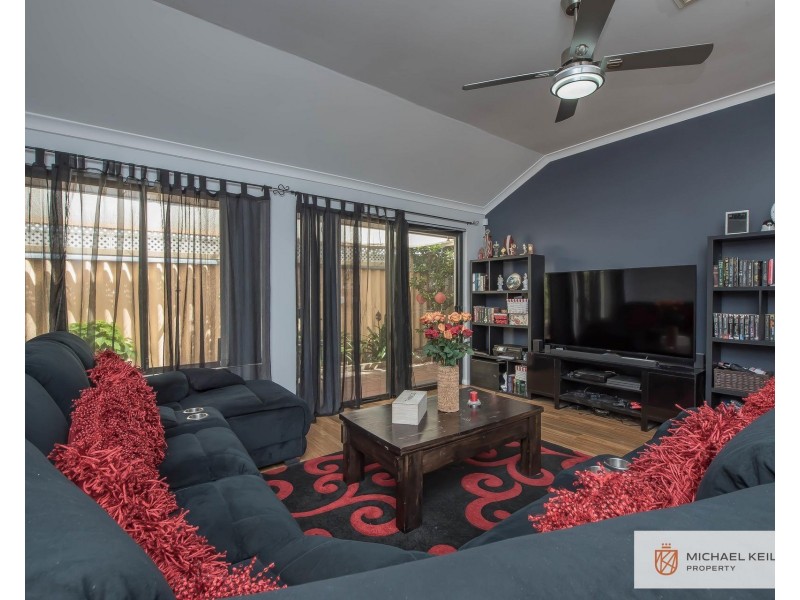 21 Field Avenue, Redcliffe WA 6104