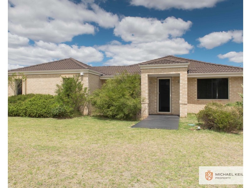 1/16 Downsborough Avenue, Kewdale WA 6105