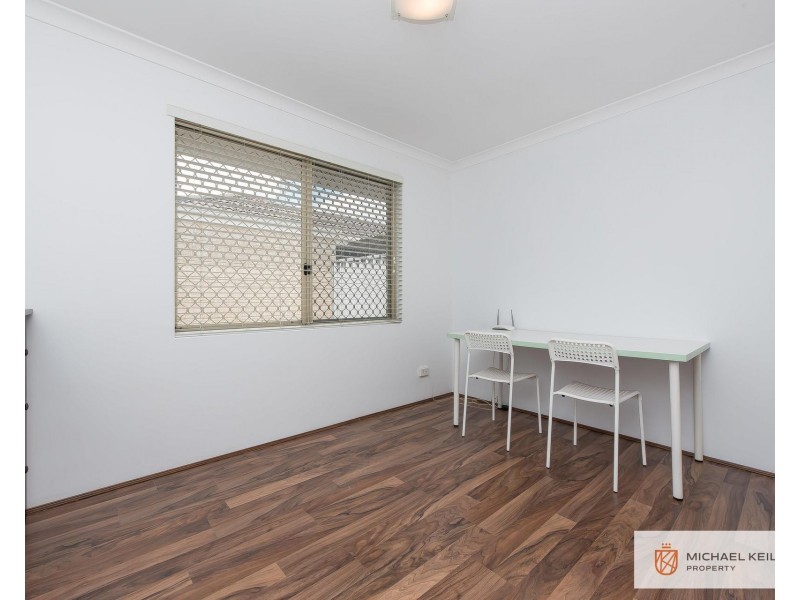 1/16 Downsborough Avenue, Kewdale WA 6105