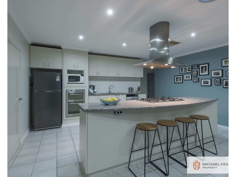 28 Pontiac Avenue, Cloverdale WA 6105