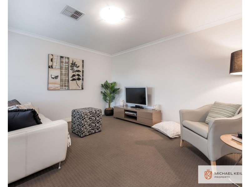 3 Banks Place, High Wycombe WA 6057