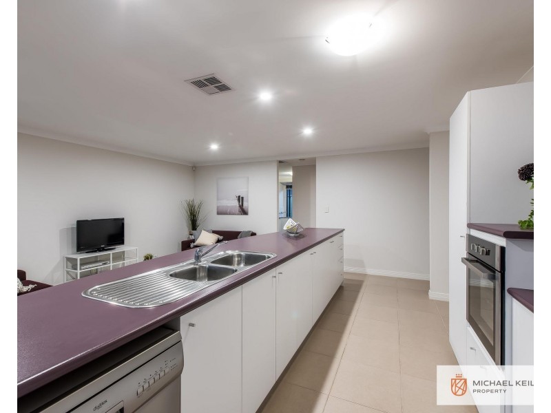 3 Banks Place, High Wycombe WA 6057