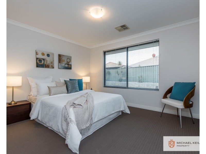 3 Banks Place, High Wycombe WA 6057