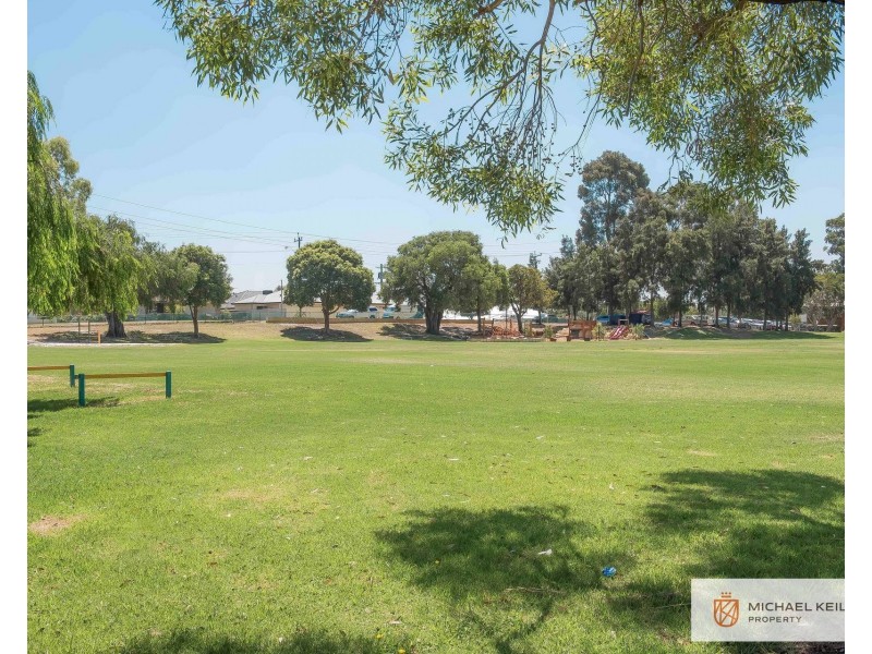 446A Knutsford Avenue, Kewdale WA 6105