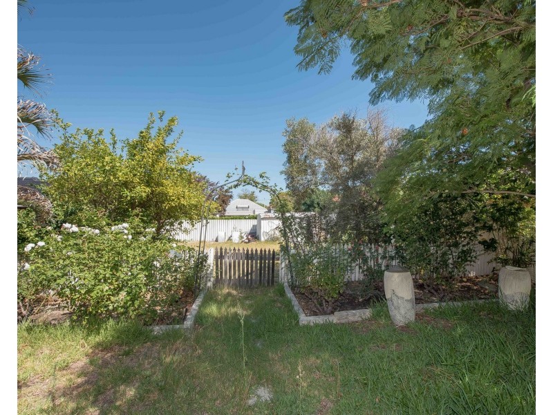 130 Epsom Avenue, Belmont WA 6104