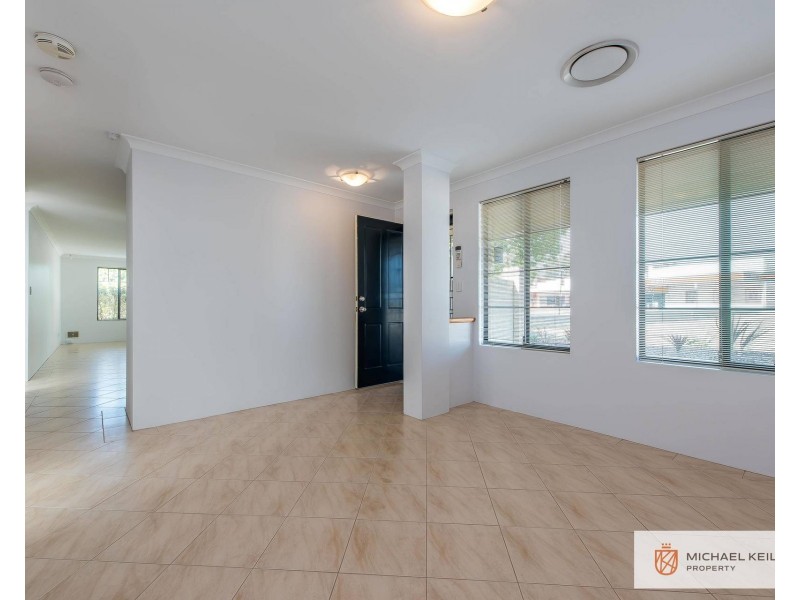 1/1 Edwards Crescent, Redcliffe WA 6104