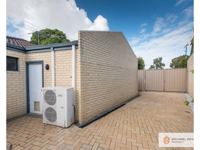 1/1 Edwards Crescent, Redcliffe WA 6104