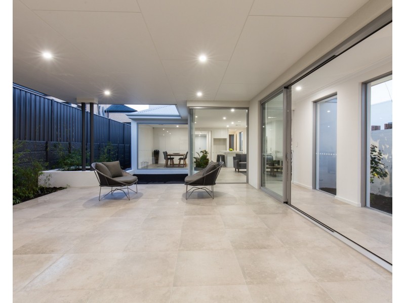 25a Cookham Road, Lathlain WA 6100