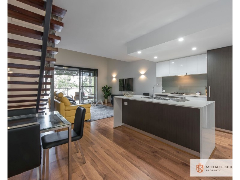 10/2 Downey Drive, Como WA 6152