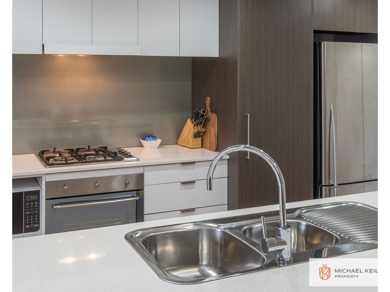 10/2 Downey Drive, Como WA 6152