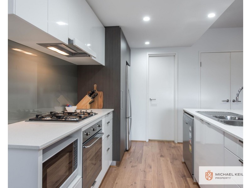 10/2 Downey Drive, Como WA 6152