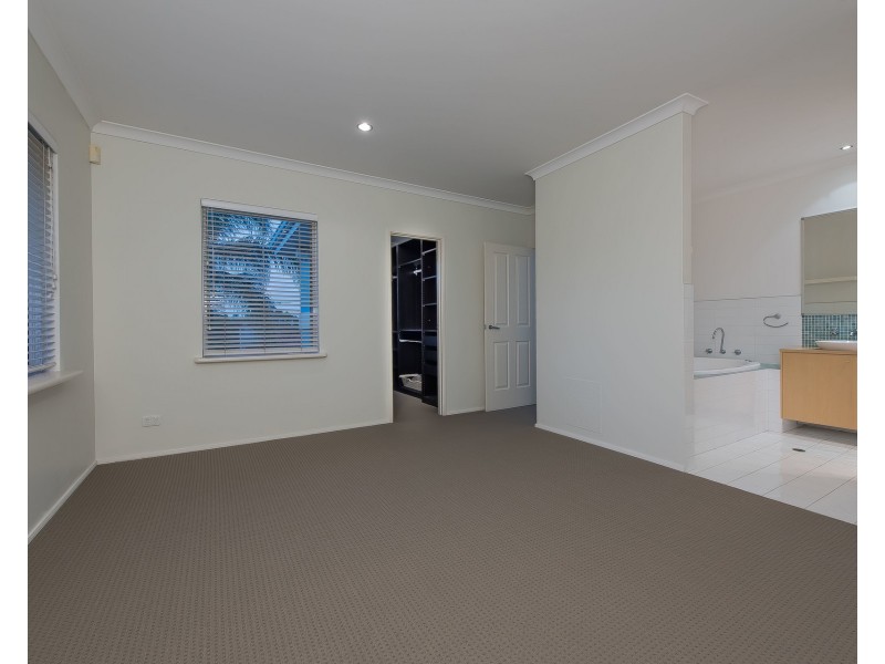 42a Ellam Street, St James WA 6102