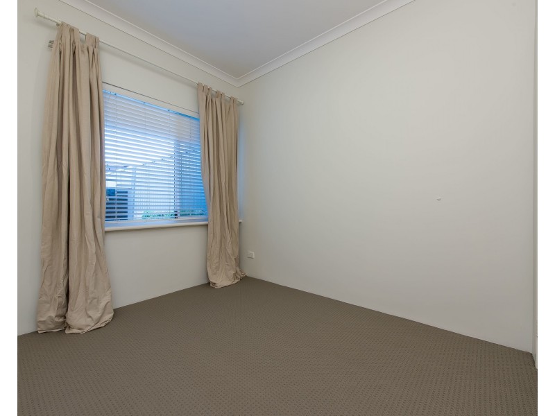 42a Ellam Street, St James WA 6102