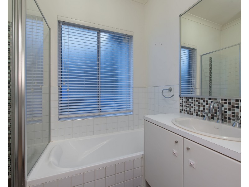 42a Ellam Street, St James WA 6102