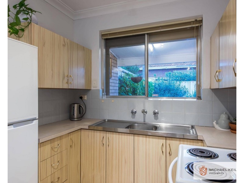 76a Moreing Street, Redcliffe WA 6104