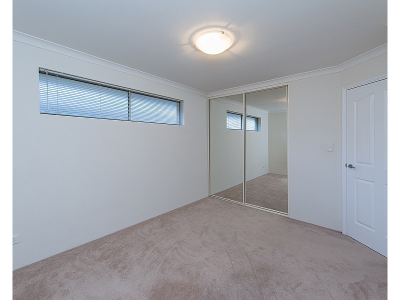 9/8 Forster Avenue, Lathlain WA 6100