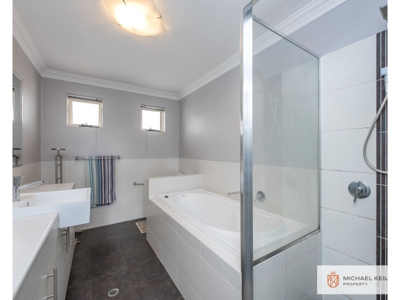 1/241 Berwick Street, Victoria Park WA 6100