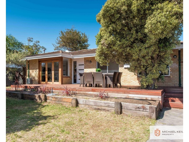 32 Pass Crescent, Beaconsfield WA 6162
