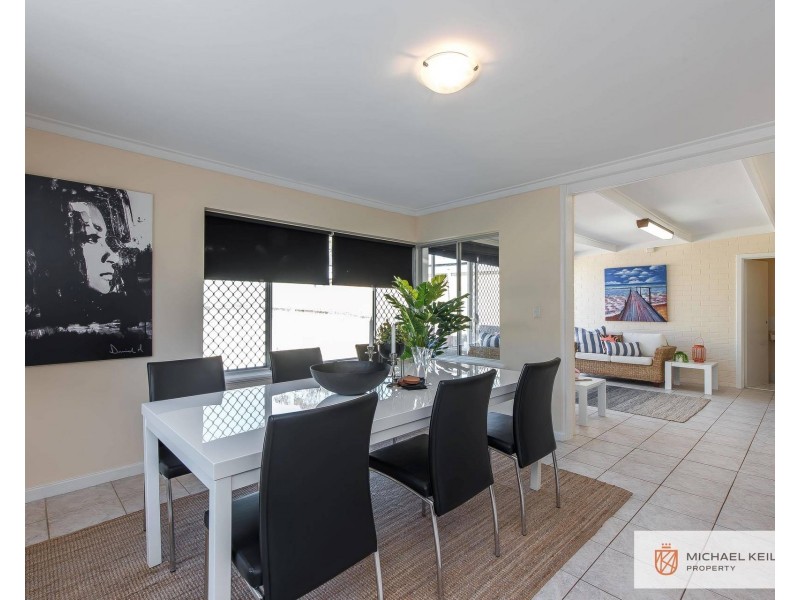 32 Pass Crescent, Beaconsfield WA 6162