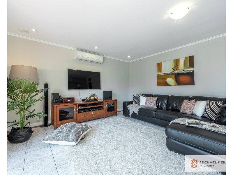 32 Pass Crescent, Beaconsfield WA 6162