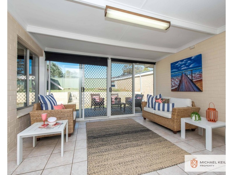 32 Pass Crescent, Beaconsfield WA 6162