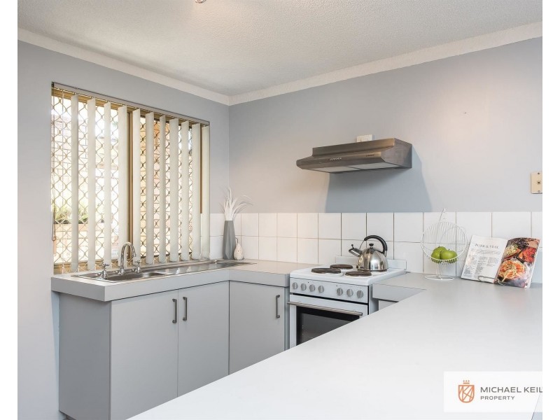 9/2 Mitchell Street, Bentley WA 6102