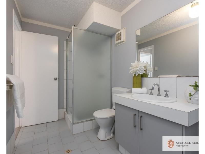 9/2 Mitchell Street, Bentley WA 6102