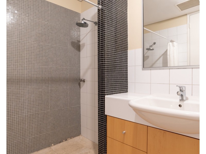 1/33 Royal Street, East Perth WA 6004