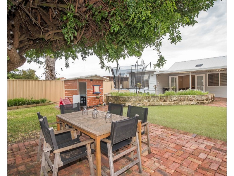 30 Hutchison Street, Rivervale WA 6103